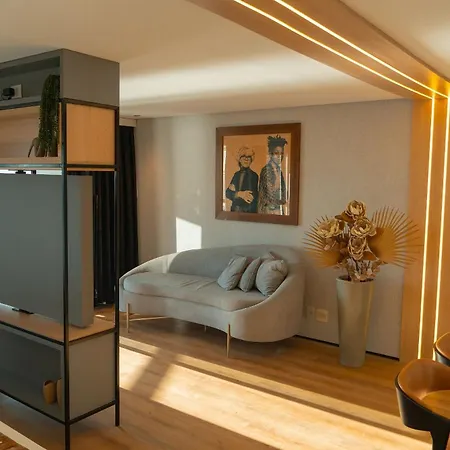 Apartamento Flat Luxuoso Iate Plaza Na Av.beira Mar Fortaleza! *